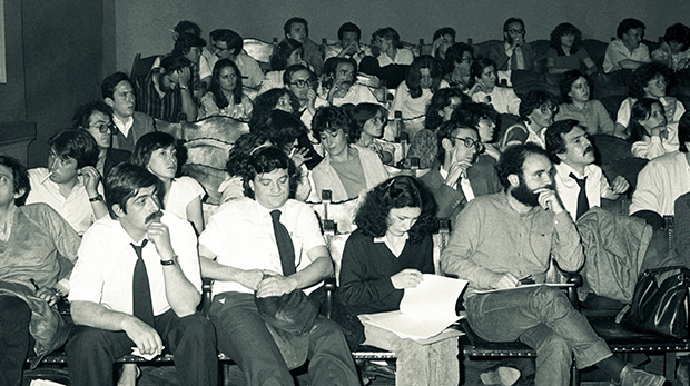 La cartelera se llena de historias reales en la carrera hacia los Goya